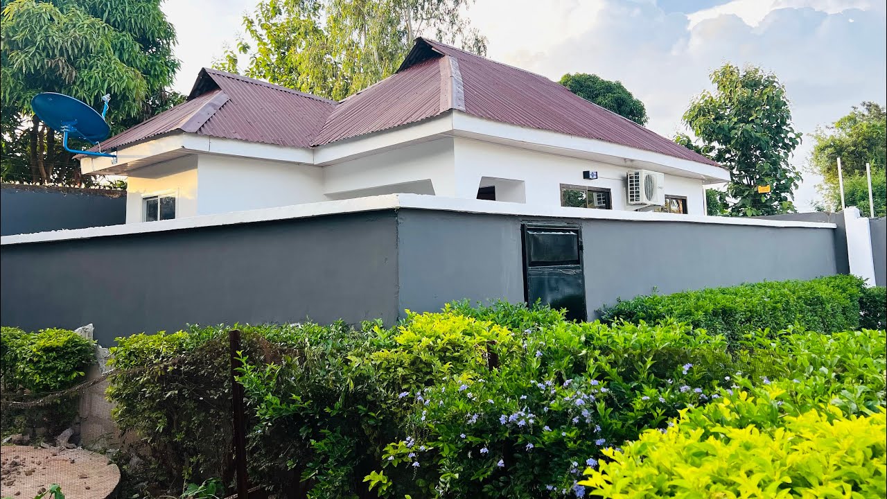 OAKLANDS APARTMENTS BY MUNYU