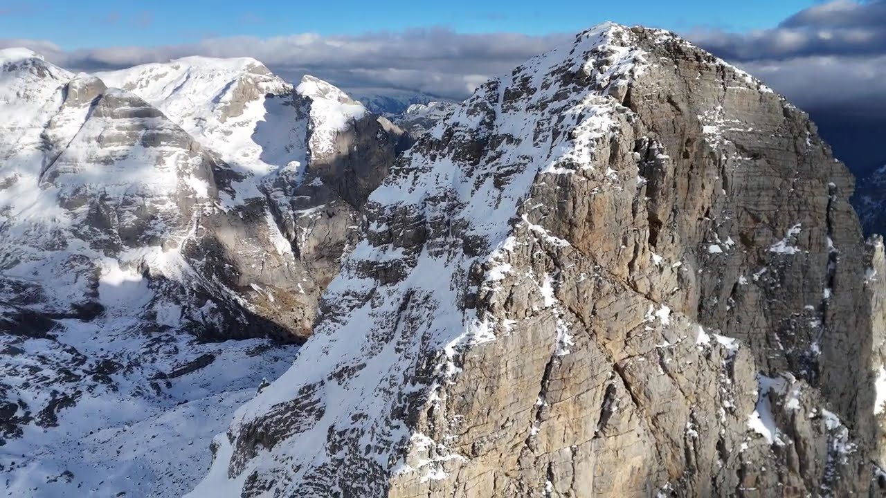 Maja e Thatë 2406m-Valbonë-Alpet Shqiptare