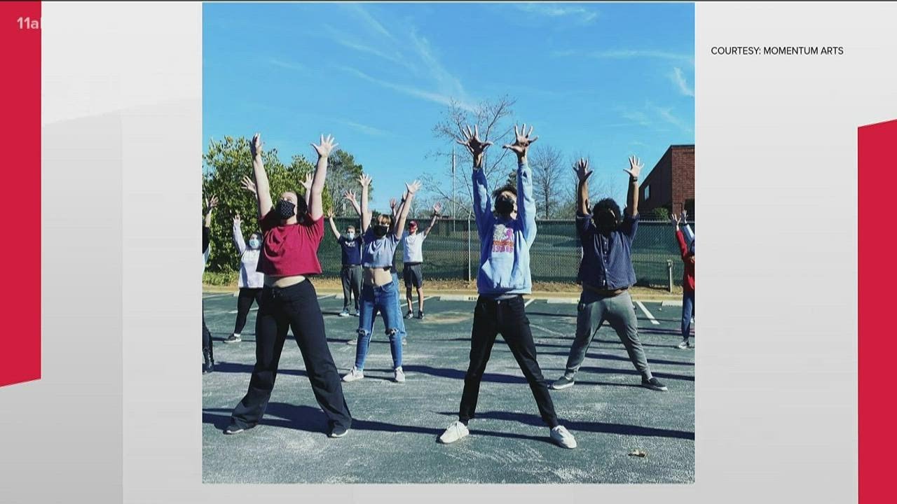 Nonprofit celebrates the return of live theater