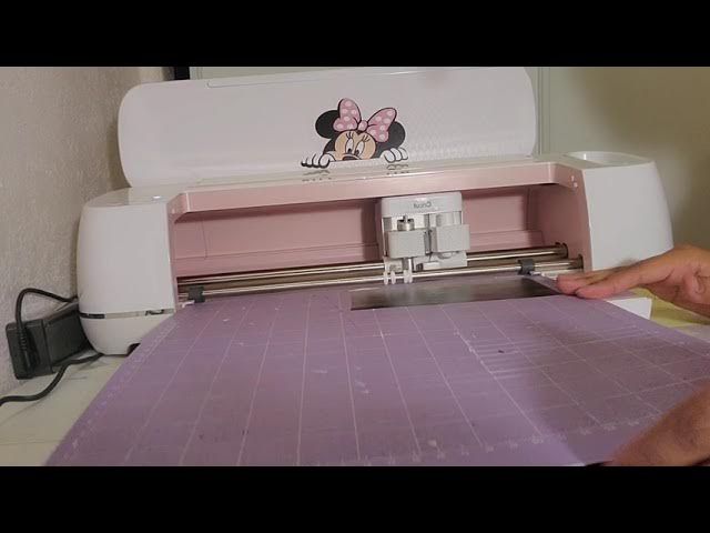 Cricut Maker: Moving the star wheels on the roller bar – Help Center