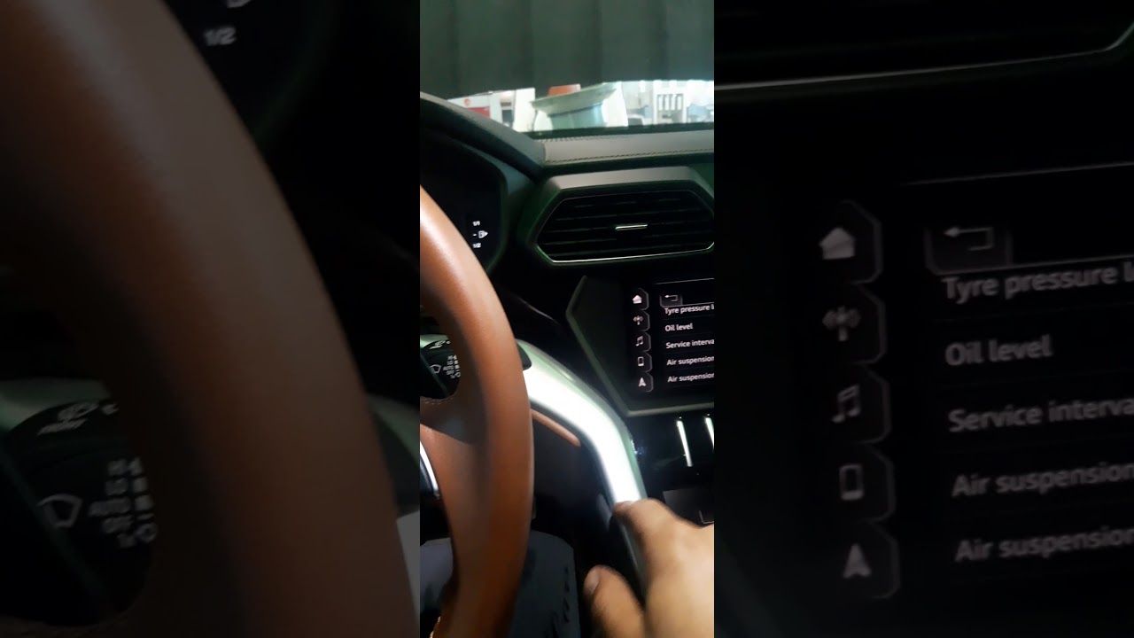 Lamborgini Urus 2020  oil service reseting