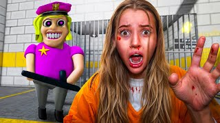 MUSIAŁAM UCIEC przed nią w ROBLOX! 😰 screenshot 2