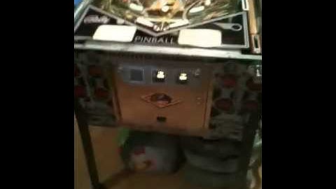 1980 Bally Space Invaders Pinball !!