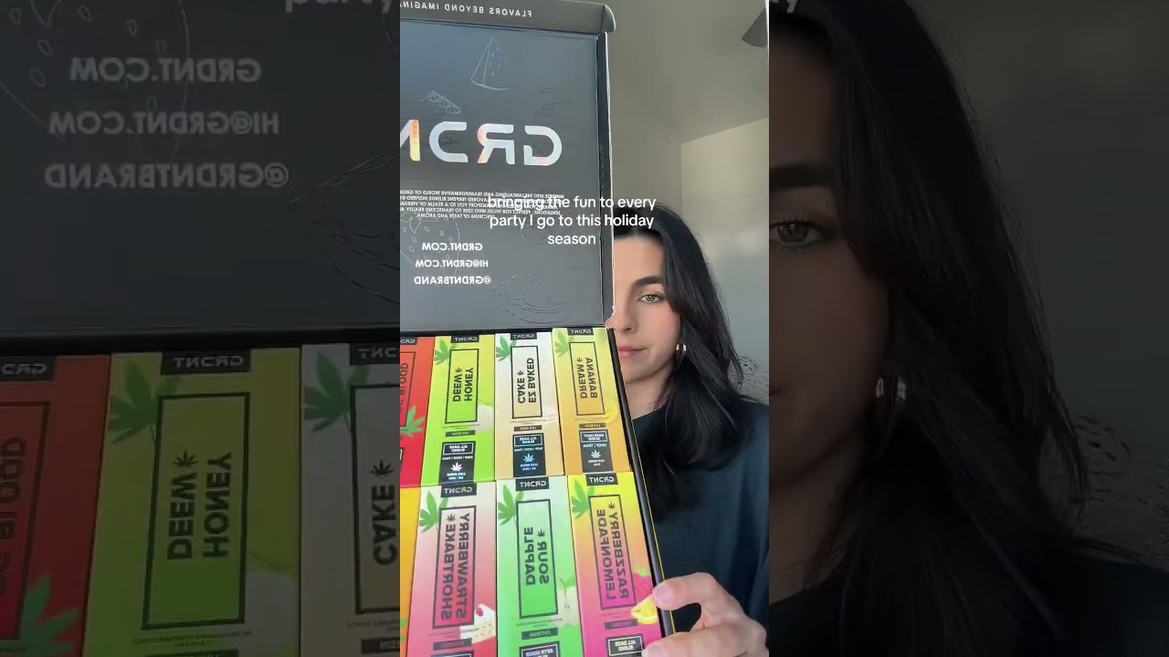 bringing the party everywhere this holiday season ☺️ 