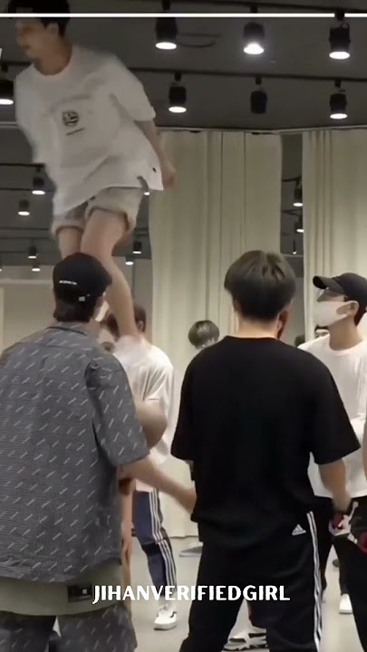 He said he trusted the Members more to Catch him #seventeen #yoonjeonghan #fearless  #caratland2023