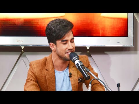 ترا از دور میبینم چی حاصل مجنون رهیاب Tora Az Dor Mebenam Che Hasel Majnoon Rahyab