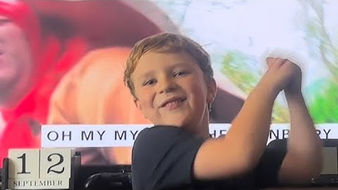 Lincoln’s Thanksgiving Gobble, Gobble Matthew West Song & Dance-28 Days til Christmas 