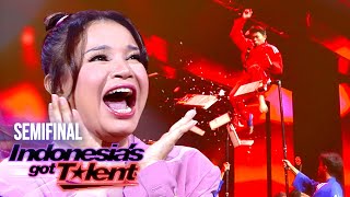 Rossa Histeris! Melihat Aksi N Lions Yang Mendebarkan | Semifinal | Indonesia`s Got Talent 2022