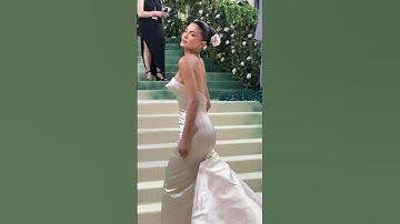 Kylie Jenner arrives at the #MetGala red carpet | Vogue India