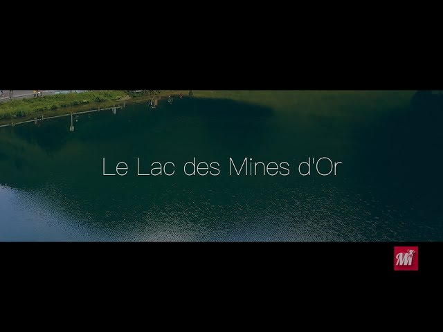 Vol au dessus du lac des Mines d'Or - Morzine juin 2017