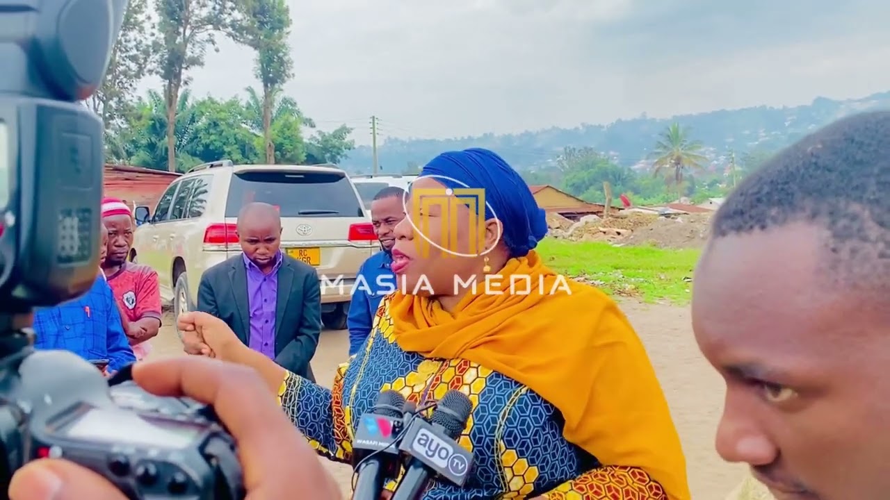 Mkuu wa Mkoa wa KAGERA HAJATH FATMA MWASA akagua maandalizi ya Ujenzi wa Soko jipya BUKOBA MJINI