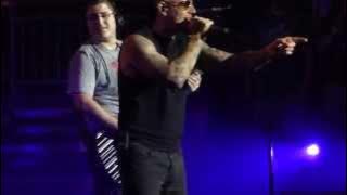 'Unholy Confessions & Fan Plays Lead Guitar' Avenged Sevenfold@Giant Center Hershey, PA 5/8/14