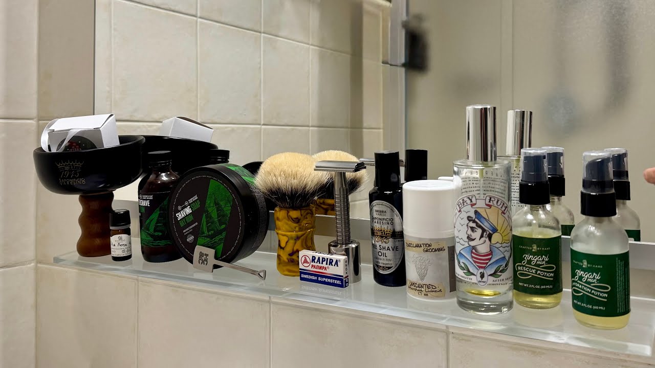 Bay Rum by Barrister and Mann, Lybra Razor Collector’s Edition - Manchurian M4 by Oumo Brushing