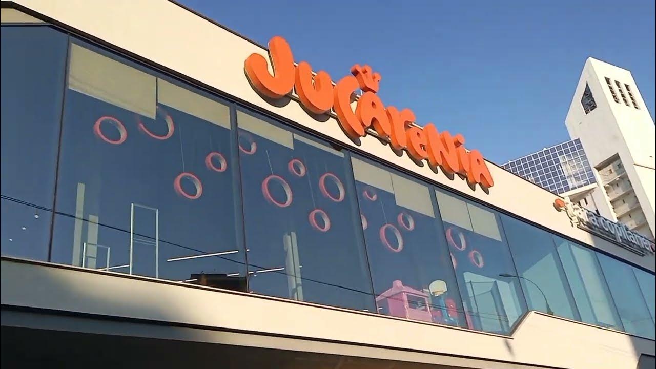 Большой торговый центр в кишиневе. Кишинев центр цум. Центральная универмаг молдова. Unique владивосток клуб ночной. Юник фабрик официальный сайт.