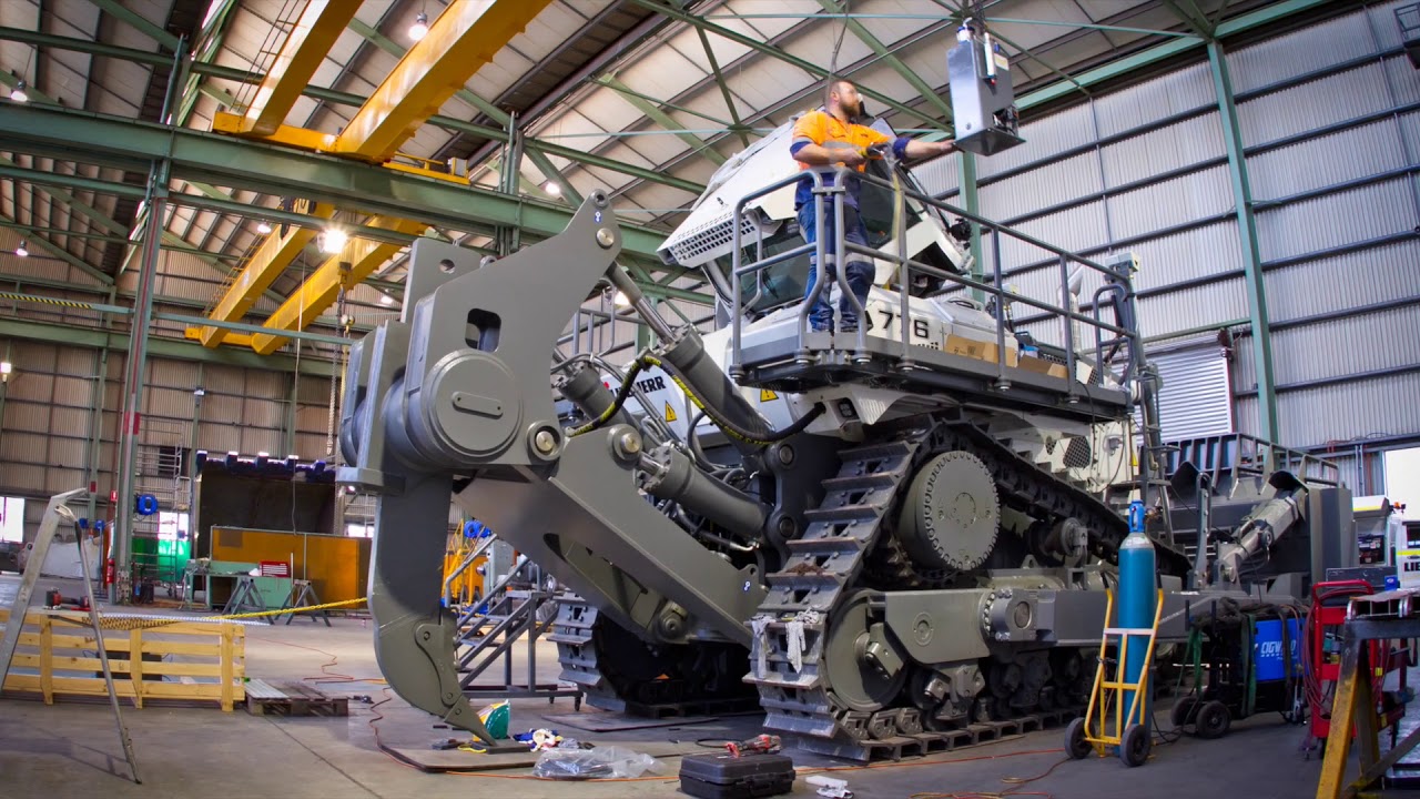 Liebherr - PR 776 Mining Dozer: Arrival to Australia and Fit Out to Mine Site Specification - YouTube