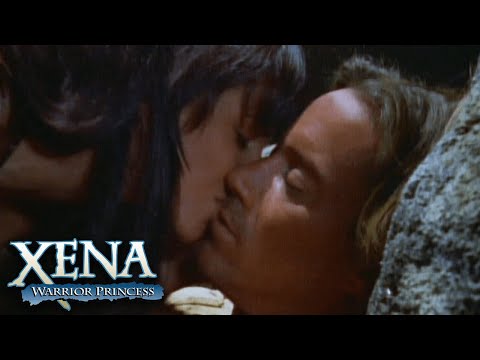 Xena and Hercules Share a Kiss | Xena: Warrior Princess