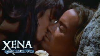 Xena and Hercules Share a Kiss | Xena: Warrior Princess