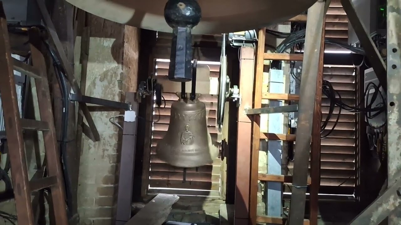 ÓBECSE - Alsóváros (SRB/Vajdaság): Páduai Szent Antal plébániatemplom megújult plénuma