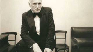 Richter plays Liszt &#39;Andante lagrimoso&#39; (Kiev, 1982)