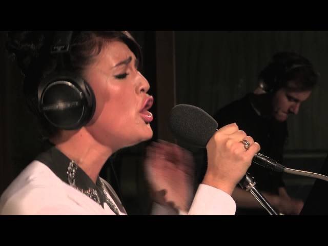 Jessie Ware performs Taking in Water in the Live Lounge. class=