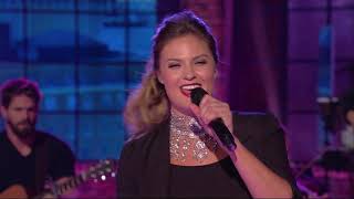 Ayla Brown Performs Take Your Name Huckabee