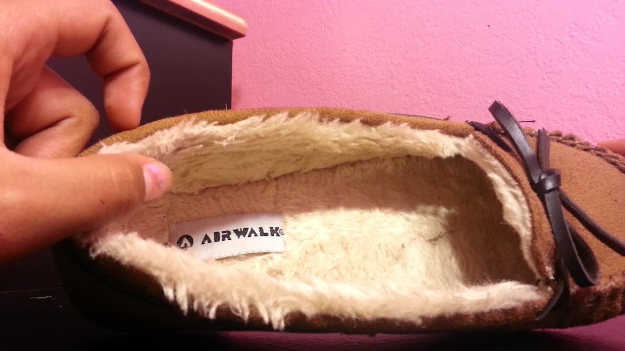 how to clean uggs slippers inside