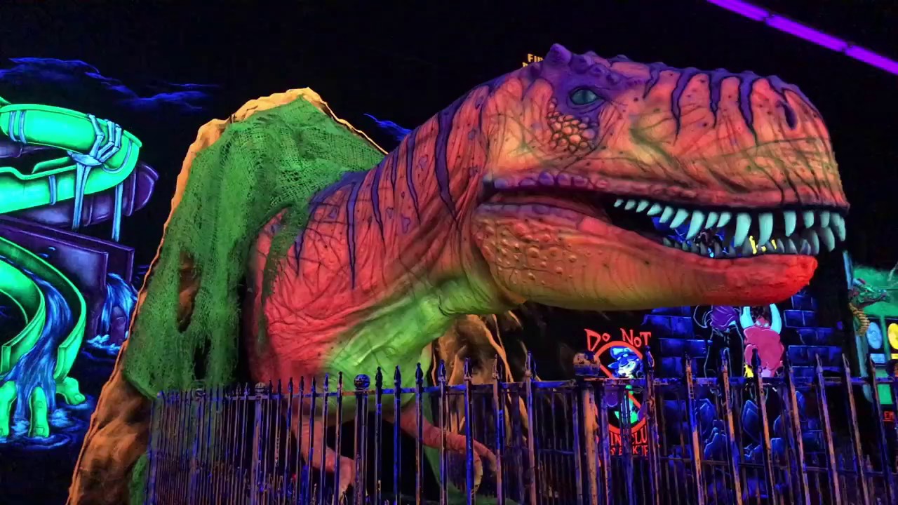 Putt If You Dare | Monster Mini Golf in Coral Springs, Florida - YouTube