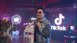 Vitamin A - หลุดโลก, เชื่อผู้ชายคนนี้ [TikTok 90's LIVE CONCERT]