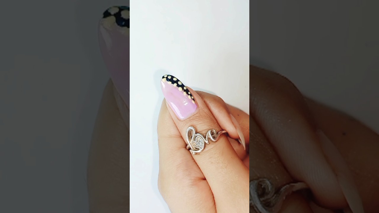 Cute nail design for beginners 🤩🤩 