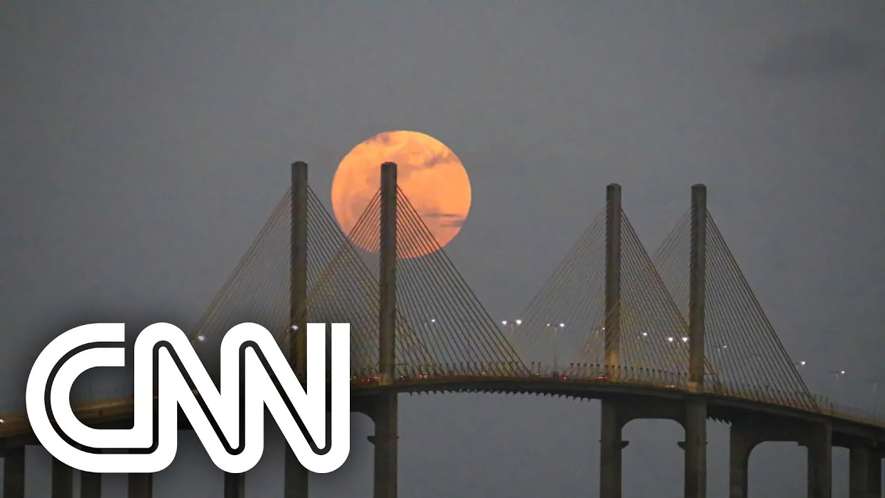 Maior Superlua do ano ilumina céu na Grécia | CNN PRIME TIME