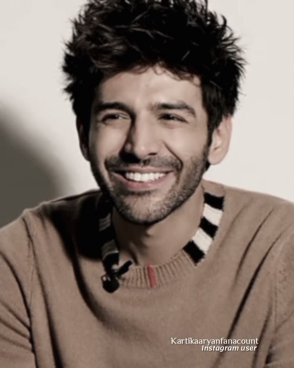 his-smile-makes-me-happy-kartik-aaryan-whatsapp-status