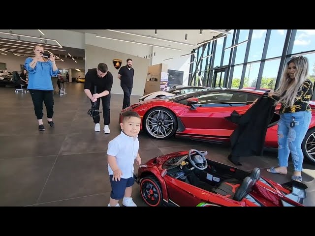 copy of Lamborghini Aventador 90 watts + MP4 voiture enfant électrique 24  volts 2 places