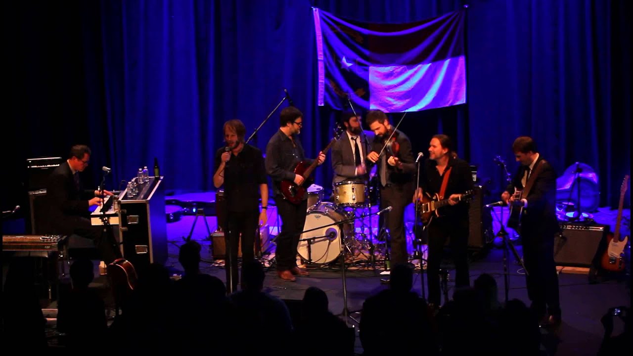 Chatham County Line & Friends - Bennie and The Jets - YouTube