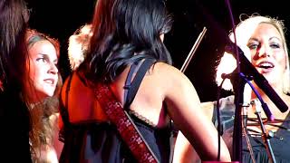 The Wreckers (Michelle Branch & Jessica Harp) "Leave The Pieces" (Live in Nashville 08-13-2017) chords