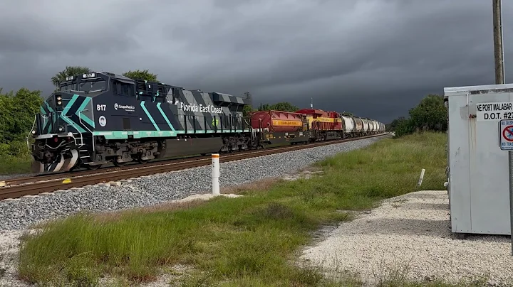 FEC TRAIN 206 @ 4:24pm 10-9-25 