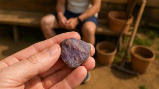 Oprește-te dacă vezi piatra strălucind așa – Pietre prețioase ascunse care valorează o avere 