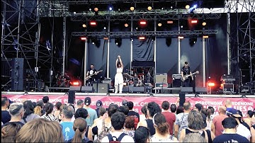 Overlaps - White Line (Live Video opening for The Darkness+The Amazons)