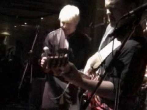 lefseklingers blues jam with guest ronni le tekroe.wmv