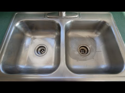 How to Restore a Kitchen Sink