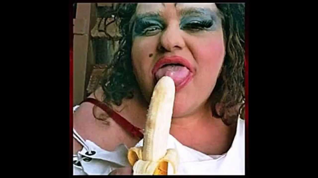 Chica Comiendo Banana Sexy , Girl Eating A Banana Sexy -4468