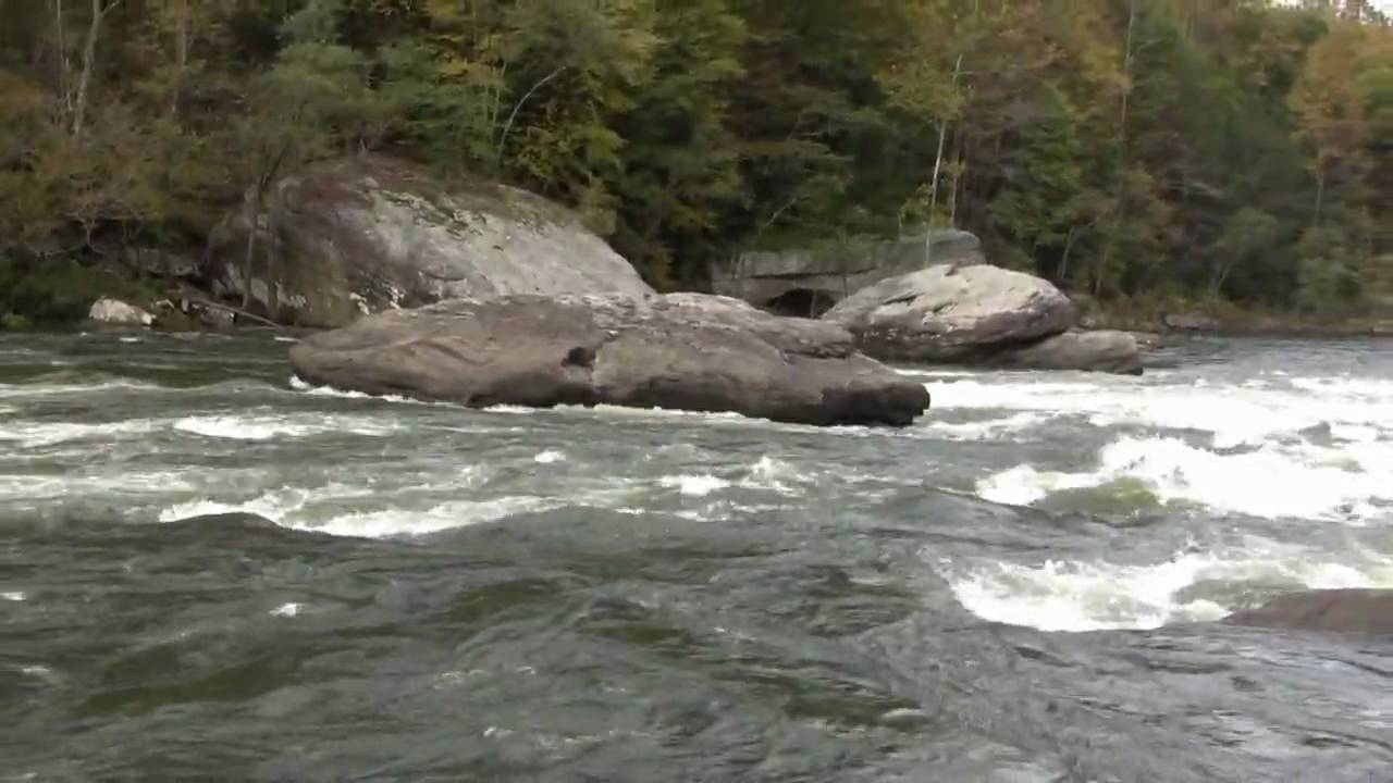 2800 cfs Fingernail Rock Rapid, Gauley River YouTube