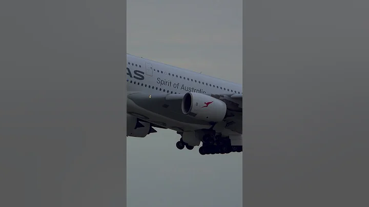 QANTAS AIRBUS A380 MASSIVE DEPARTURE out of SYDNEY #shorts