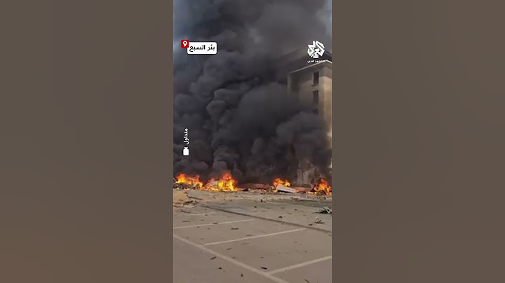 ألسنة اللهب تلتهم السيارات.. شاهد حجم الدمار في بئر السبع جراء سقوط صاروخ إيراني