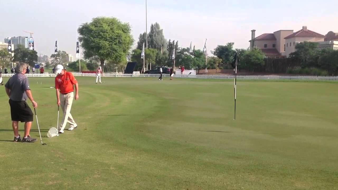 GREENi's Peter Lawrie warming up for the 3rd day at the DP