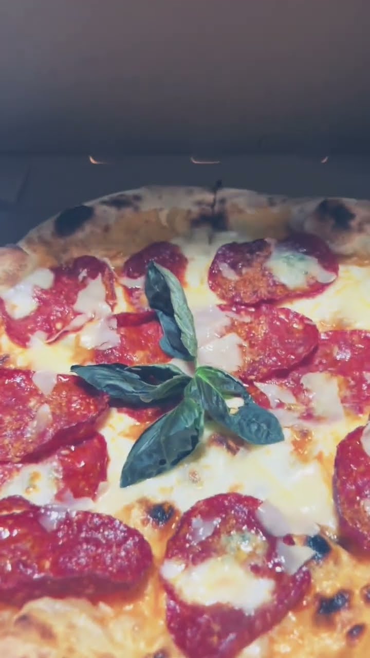 #pizza #pizzalover #pizzalover #pizzatime #pizzasauce - YouTube