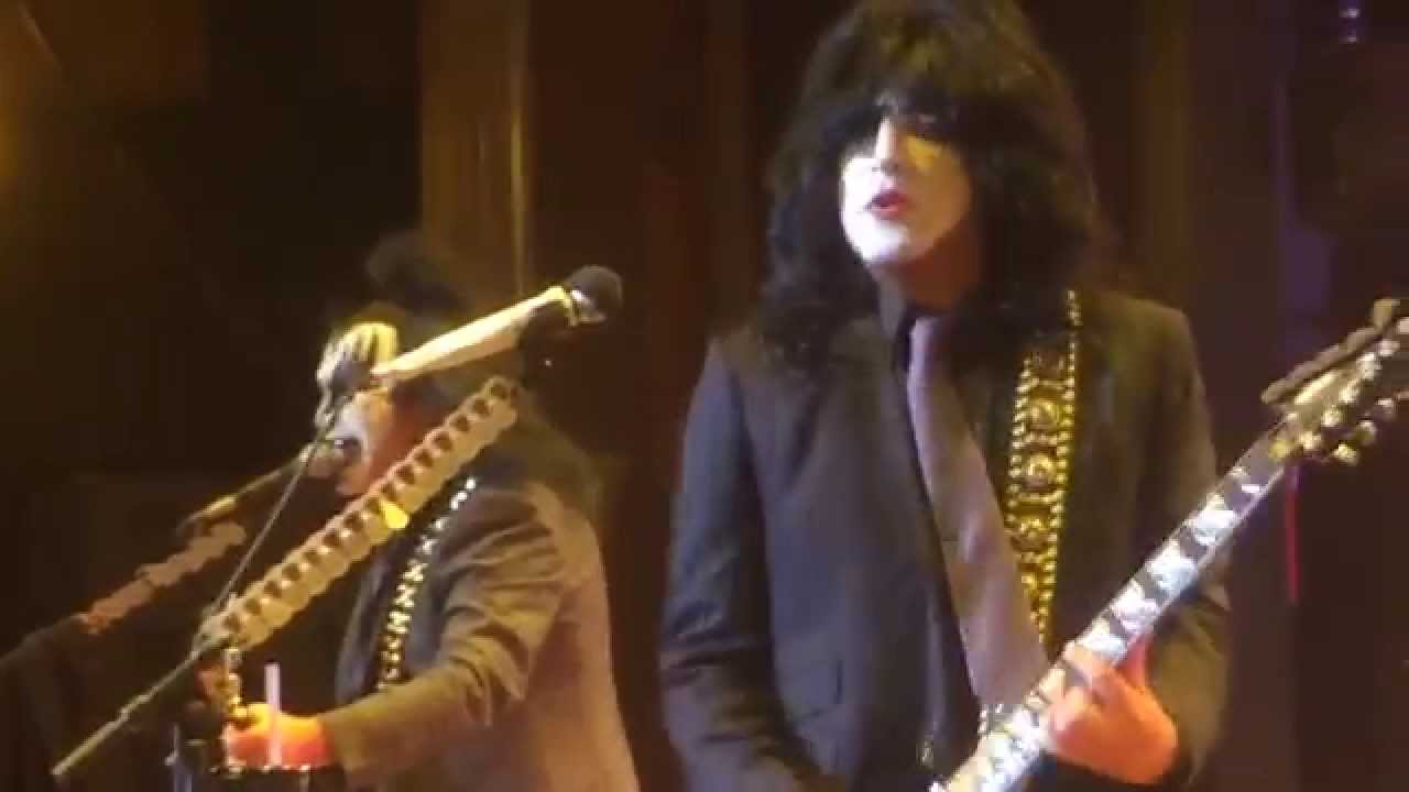 Plaster Caster Kiss Kruise 4 YouTube