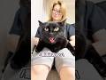 「最高よぉぉ〜っ！」と叫びながら、大好きなママに甘える猫