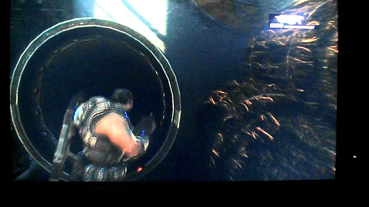 Gears of War 3 Misterio del Pollo Dorado Gigante YouTube