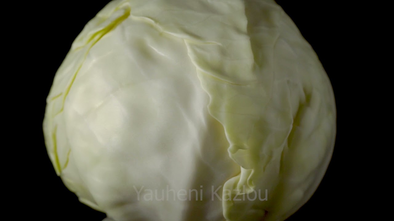 Cabbage head close-up - Royalty Free Stock Video