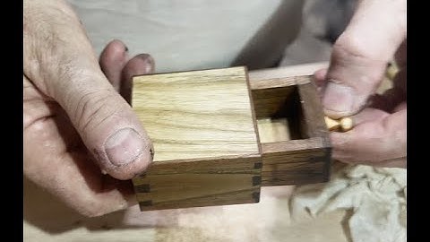 (ASMR)Very tiny dovetail box Only handtools Part.1
